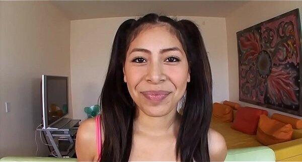 Lovely legal teenager slurping dudes long wang hungrily