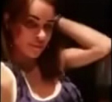 Pegada trans banheiro. Cara sorte