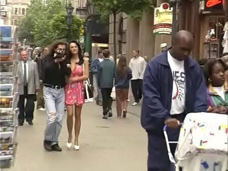 Inviata speciale scene Anita Dark, Julia Tchernei, Monica Baal, Backey Jakic, Santino