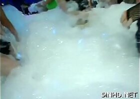 Earrth shattering orgasms with glamorous sweethearts and hunks