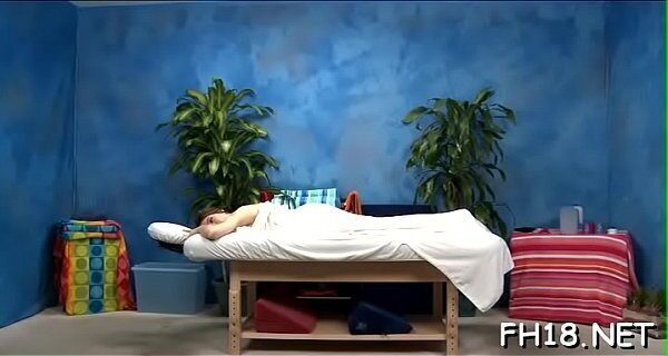 Magnetic teen cookie girlie drilled hard huge penis