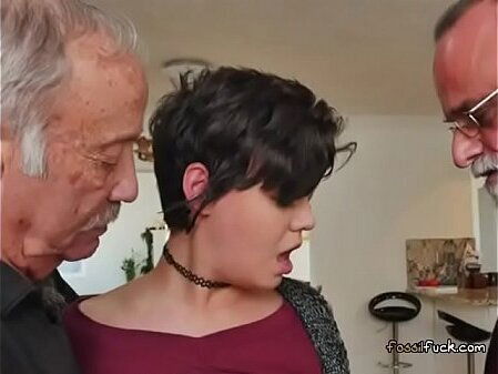 Teen Slut Sydney Sucks Guys Cocks