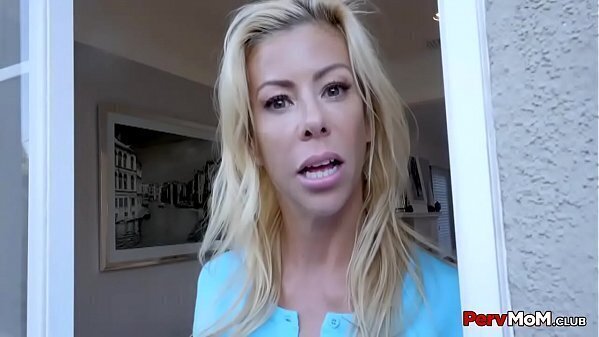 Cougar Sucking StepSons Hardcock