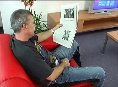 Stunning amateur teen gives fellatio