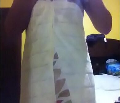 Perra Caliente muestra panochita