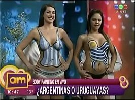 Valeria Degenaro &amp_ Pamela Paiva en bodypainting