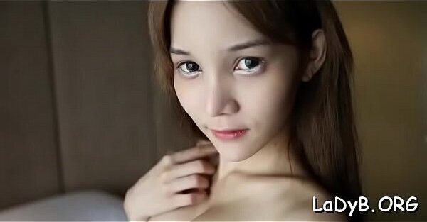 Petite asian shemale doxy likes pounded