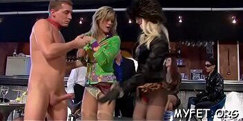 Hotty on hotty action after a sweaty session at the gym