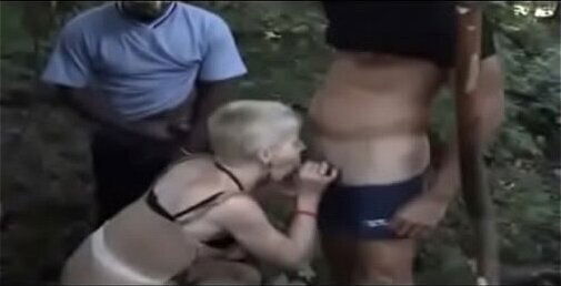 Fran&ccedil_aise salope mamie gangbanged &agrave_ l'_ext&eacute_rieur