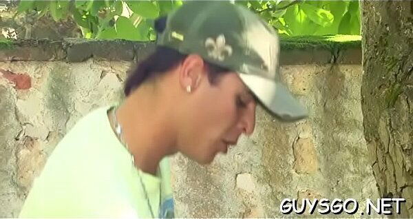 Heavy party with lots dudes underneath showers