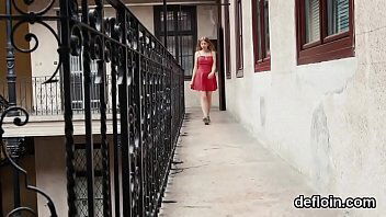 Sweet teenie spreads yummy fuckbox gets deflorated