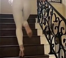Tess Kielhamer walking stairs [EXTENTED]