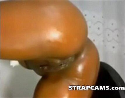 Horny Ebony Squirting Masturbating Webcam