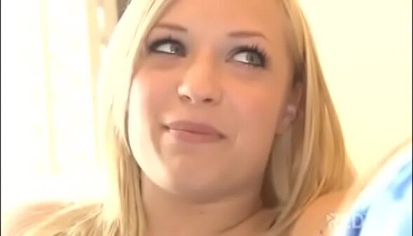 Hermosa Rubia Follada Ba&ntilde_o