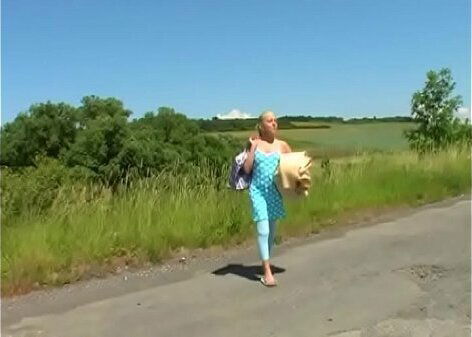 titted dilettante gets licked rides