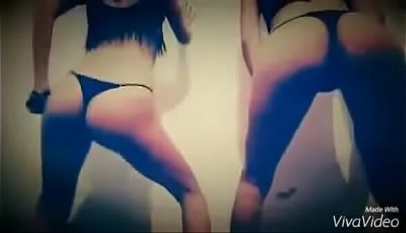 Mica cornejo bailando tanga amiga