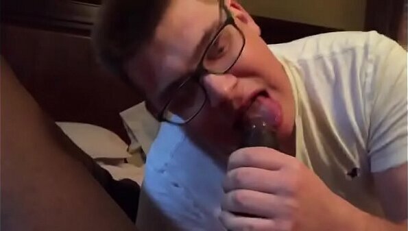 Sucking Uncut Dick (Uncut? gay21guy1994)