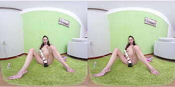 VRSexyGirlz.com RUSSIAN SEXY TALK -PETITE TEEN