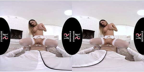 WWW.VRSEXYGIRLZ.COM FUCKED STEP FUCK