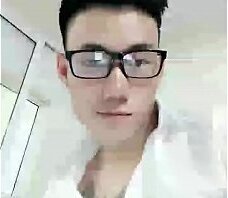 Ph&ograve_ng Show Blued