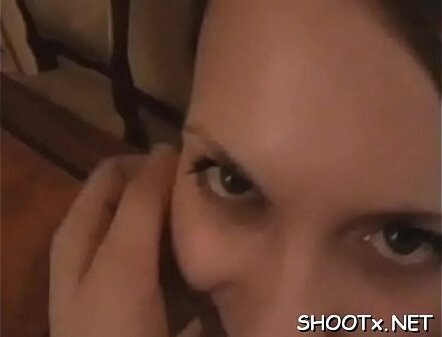 Aroused amateurs make clip their enjoyable lovemaking