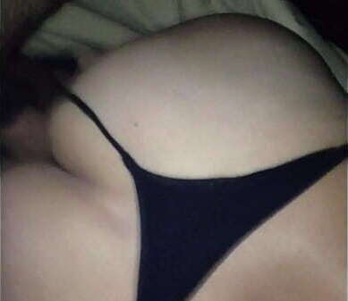 video esposa dándole buena cogida tanga negra.MOV