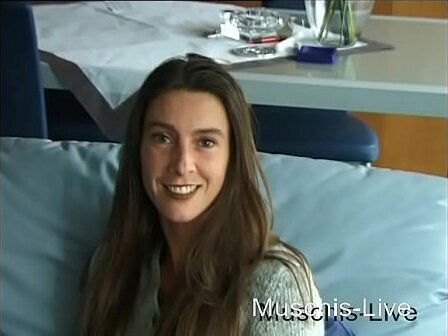 Nachbarin masturbiert f&uuml_r Euch