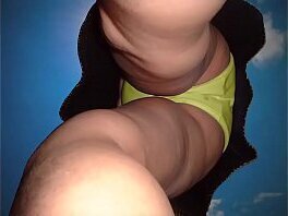 Bajo Falda (Foto-video)