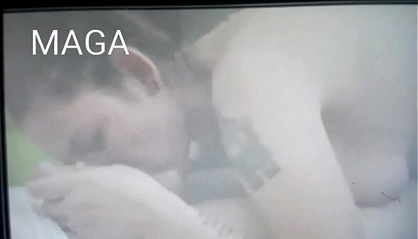 Trump dick fucking cucks wife