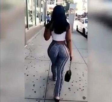 1C616003-517A-45DE-943E-67F25F6D3ADB.MOV