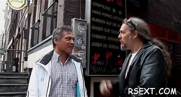 Fatty fingered engulfing