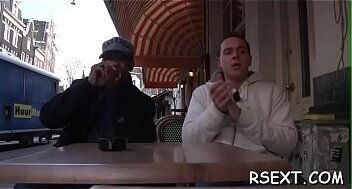 Hawt ass babe sucks cock