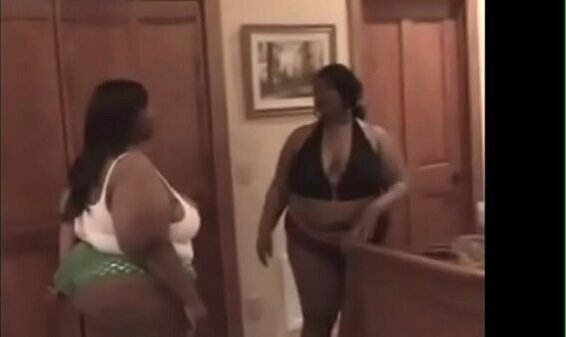 Sexy black bbw'_s smash suck white man!Pre