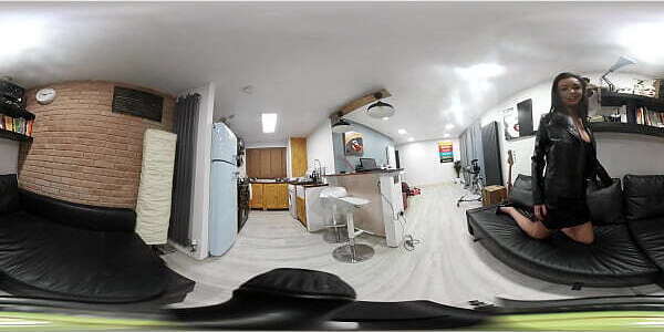 360&deg_ video sexy Lauren posing black leather skirt black leather