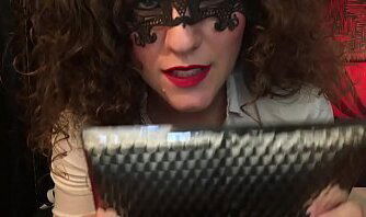 Vuoi Avere Mutandine? mando, Porcone. Mistress Hotwife Venus.