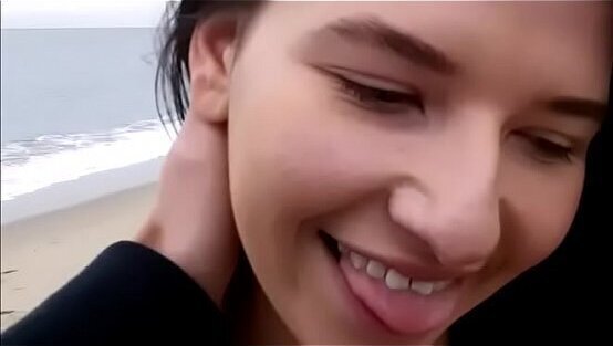 Pleasing girl needs hard