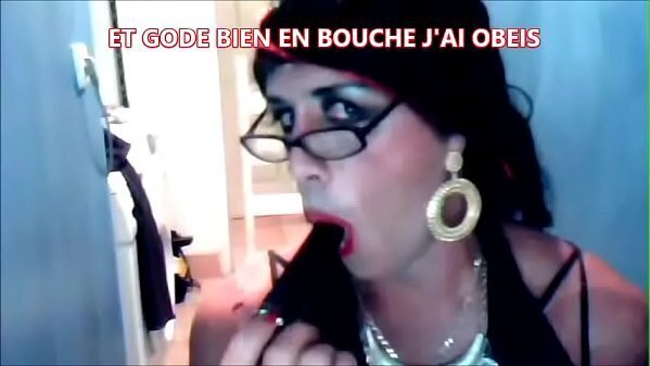 CLARA TRAV JOUE AVEC GODE POUR MASTER FARMER