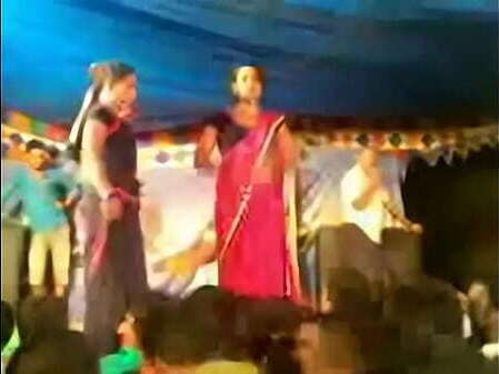 girls dance Midnight recording lesbian Dance showing pussy