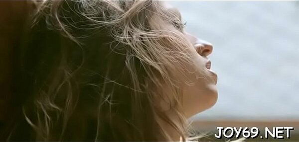 Solo stimulates buddies