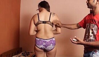 Horny Heroine Makeup Krate Howe Makeup Artist sath Romance