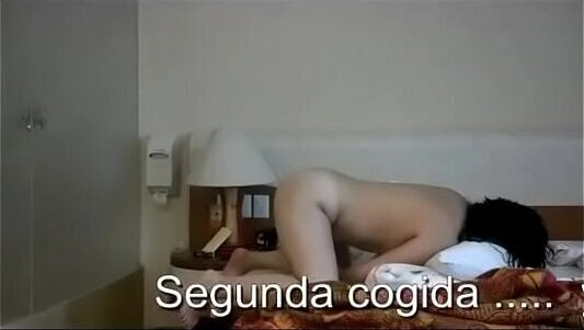 Esposa puta encanta ponerle cuernos marido cuenta