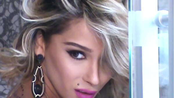 Bianca Hills tsbrazilian