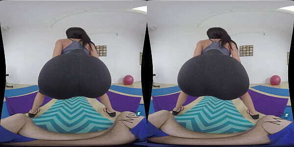 MilfVR Downward Doggystyle Heather Vahn