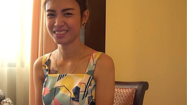 Bareback! slender, doggystyle very erotic