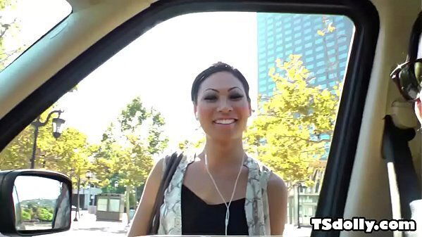 Tori have with tranny Annalise Rose