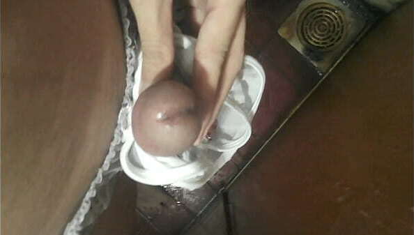 Masturbation with girl neighbor'_s underwear