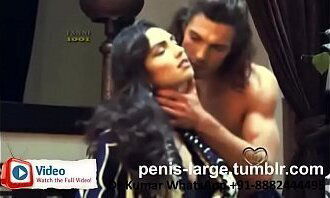 सेक्स में दीवानी पत्नी को चाहिए पति का मोटा ताकतवर ---- ?