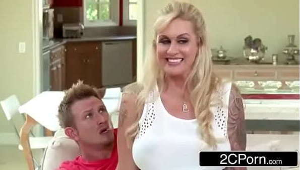 Curvy Stepmom Ryan Conner Takes Stepson'_s Young