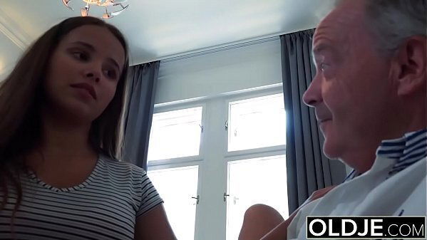 Young Teen Gives Titjob gets facial from Grandpa