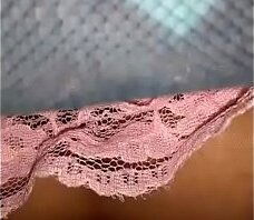 Mi amigo con mi esposa en cuatro con baby doll y liguero 1